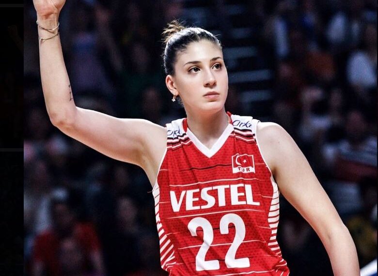 Milli voleybolcu İlkin Aydın: Mustafa Kemal’in askerleriyiz