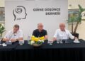 Hem mutsuz hem umutsuzlar!