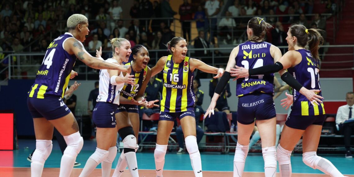 Fenerbahçe, sezonu kupayla açtı