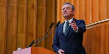 Saray, günde 46 milyon harcıyor