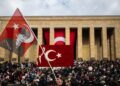 Kimse bu milletin gönlünden silemez